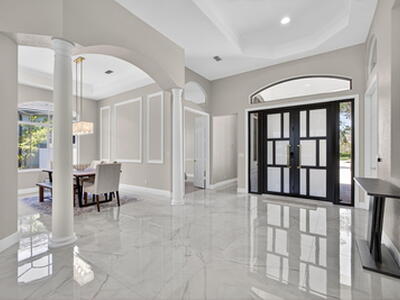 6778 Oakmont Way, West Palm Beach, FL 33412