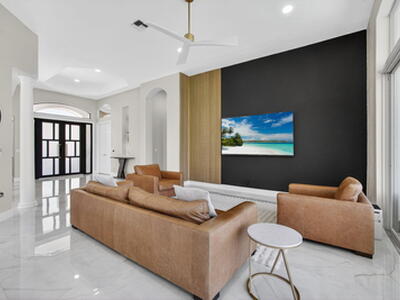 6778 Oakmont Way, West Palm Beach, FL 33412