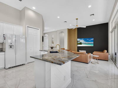 6778 Oakmont Way, West Palm Beach, FL 33412