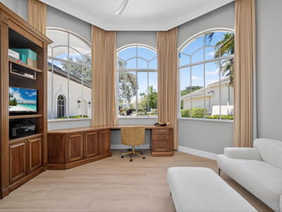 6778 Oakmont Way, West Palm Beach, FL 33412