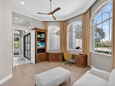 6778 Oakmont Way, West Palm Beach, FL 33412