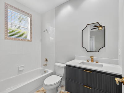 6778 Oakmont Way, West Palm Beach, FL 33412