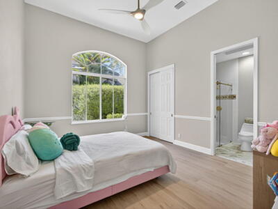 6778 Oakmont Way, West Palm Beach, FL 33412