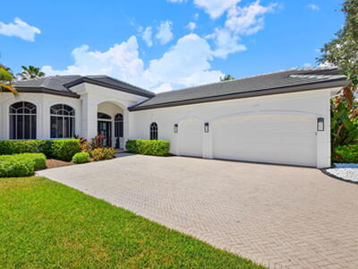 6778 Oakmont Way, West Palm Beach, FL 33412