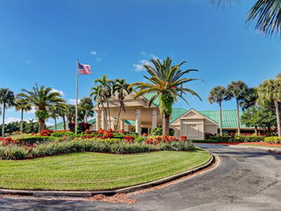 6778 Oakmont Way, West Palm Beach, FL 33412