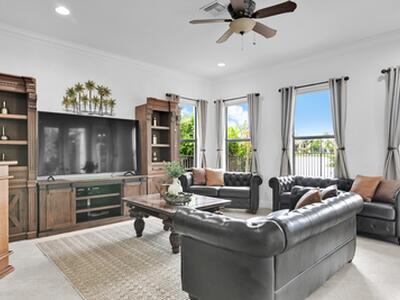 10703 Versailles Boulevard, Wellington, FL 33449