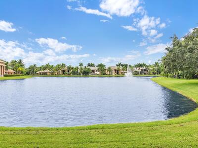 10703 Versailles Boulevard, Wellington, FL 33449