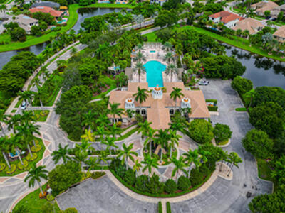 10703 Versailles Boulevard, Wellington, FL 33449