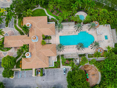 10703 Versailles Boulevard, Wellington, FL 33449