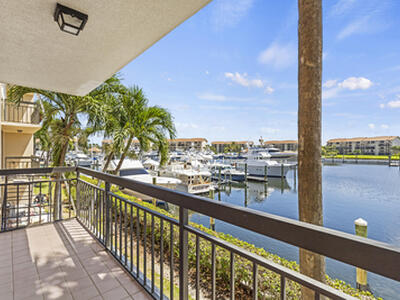 2401 Marina Isle Way, Jupiter, FL 33477