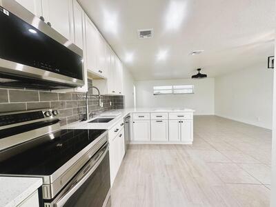 19 Colonial Club Drive, Boynton Beach, FL 33435