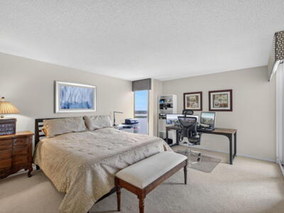 5550 N Ocean Drive, Singer Island, FL 33404