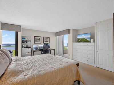 5550 N Ocean Drive, Singer Island, FL 33404