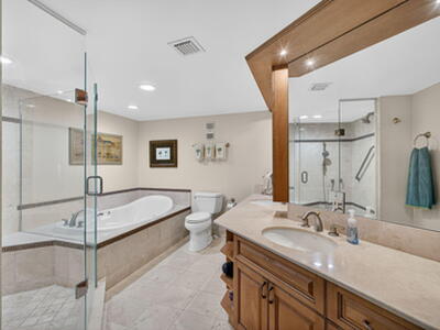 5550 N Ocean Drive, Singer Island, FL 33404