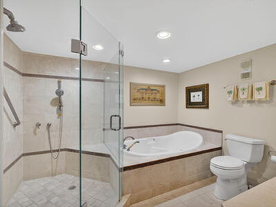 5550 N Ocean Drive, Singer Island, FL 33404