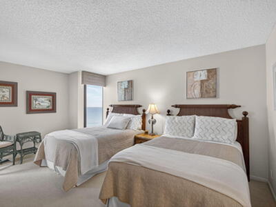 5550 N Ocean Drive, Singer Island, FL 33404