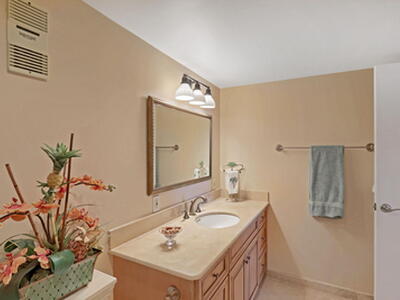 5550 N Ocean Drive, Singer Island, FL 33404