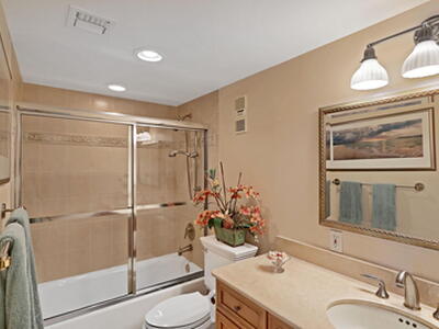 5550 N Ocean Drive, Singer Island, FL 33404