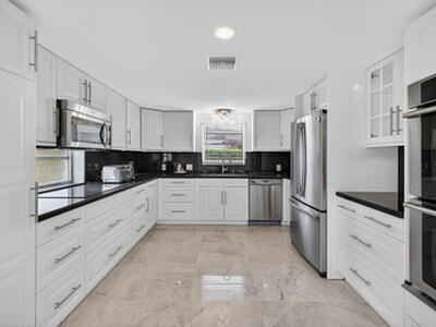 4442 Sea Grape Drive S, Lauderdale By The Sea, FL 33308