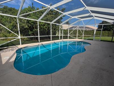 601 NW Waverly Circle, Port Saint Lucie, FL 34983
