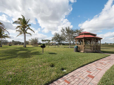 601 NW Waverly Circle, Port Saint Lucie, FL 34983