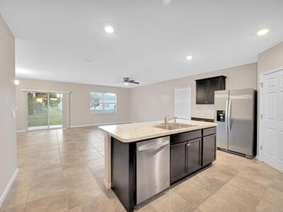 2538 SE Rock Springs Drive, Port Saint Lucie, FL 34952