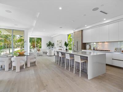 1070 Del Harbour Drive