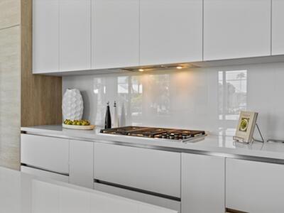 1070 Del Harbour Drive, Delray Beach, FL 33483