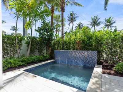 1070 Del Harbour Drive, Delray Beach, FL 33483