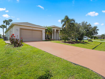 1092 SW Majorca Avenue