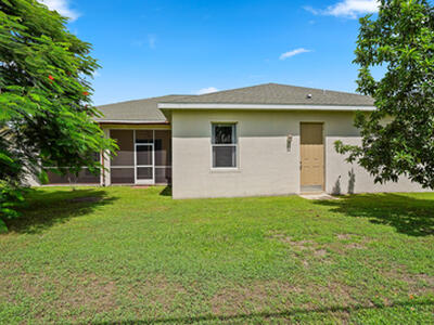 1092 SW Majorca Avenue, Port Saint Lucie, FL 34953