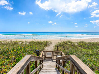 13 Sloans Curve Drive, Palm Beach, FL 33480