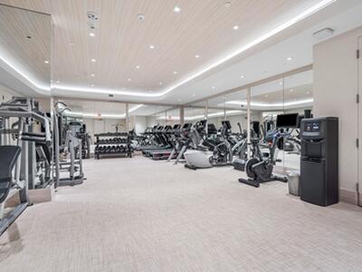 13 Sloans Curve Drive, Palm Beach, FL 33480