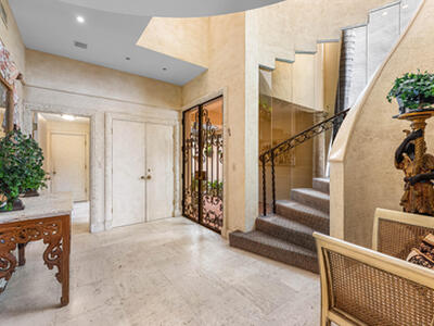 13 Sloans Curve Drive, Palm Beach, FL 33480