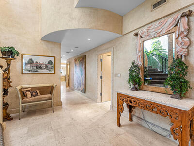 13 Sloans Curve Drive, Palm Beach, FL 33480