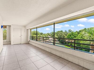 343 Oak Harbour Drive, Juno Beach, FL 33408