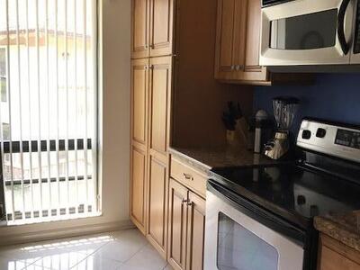 428 Brackenwood Lane S, Palm Beach Gardens, FL 33418