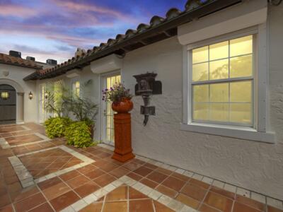 250 Worth 4 Avenue, Palm Beach, FL 33480