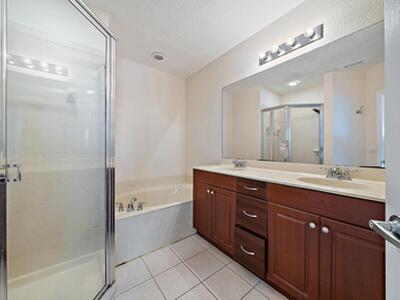 1925 Alamanda Way, Riviera Beach, FL 33404