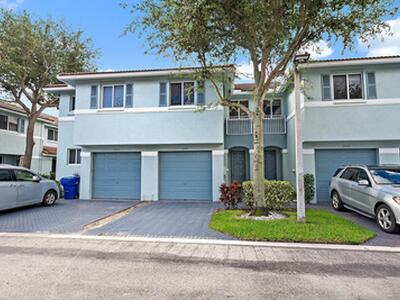 1925 Alamanda Way, Riviera Beach, FL 33404