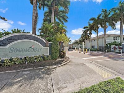 1925 Alamanda Way, Riviera Beach, FL 33404