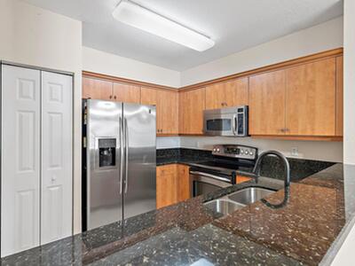 1925 Alamanda Way, Riviera Beach, FL 33404