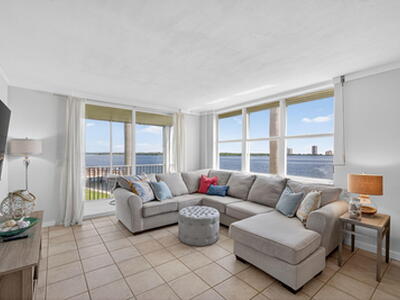 100 Paradise Harbour Boulevard, North Palm Beach, FL 33408