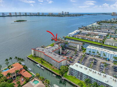 100 Paradise Harbour Boulevard, North Palm Beach, FL 33408