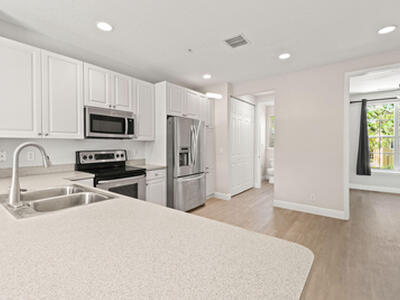 109 Osceola Lane, Jupiter, FL 33458