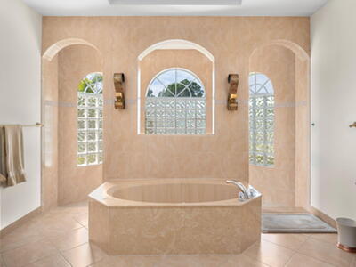 499 SW Laconic Avenue, Port Saint Lucie, FL 34953