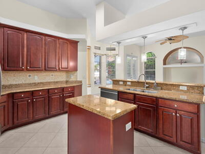 499 SW Laconic Avenue, Port Saint Lucie, FL 34953