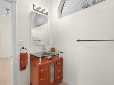 499 SW Laconic Avenue, Port Saint Lucie, FL 34953