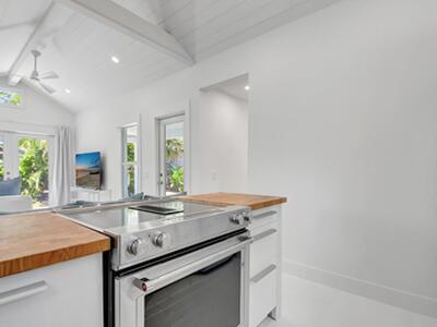 220 S L Street, Lake Worth Beach, FL 33460