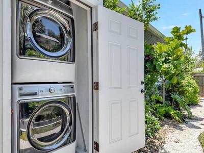 220 S L Street, Lake Worth Beach, FL 33460